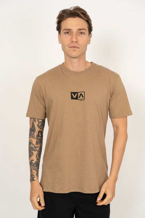 Camiseta RVCA M/C Amini Balance Box Caqui Escuro