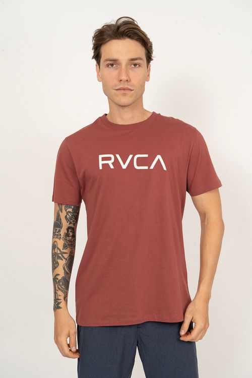 Camiseta M/C Big Rvca Vinho
